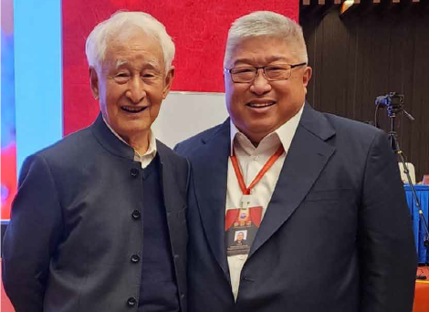 季克良先生<p>（贵州茅台酒厂有限责任公司(集团)名誉董事长, 技术总顾问）