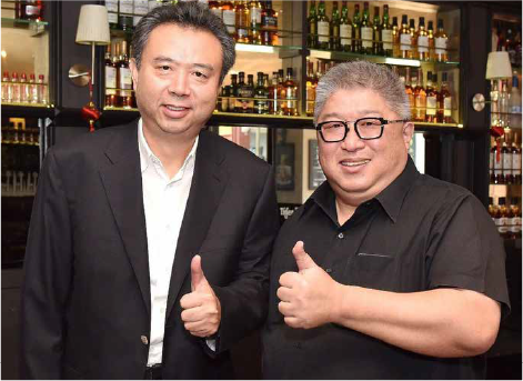 李曙光先生<p>（前五粮液集团有限公司党委书记︑董事长）